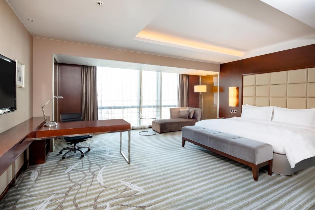Holiday Inn Yinchuan International Trade Centre, An Ihg Hotel Экстерьер фото